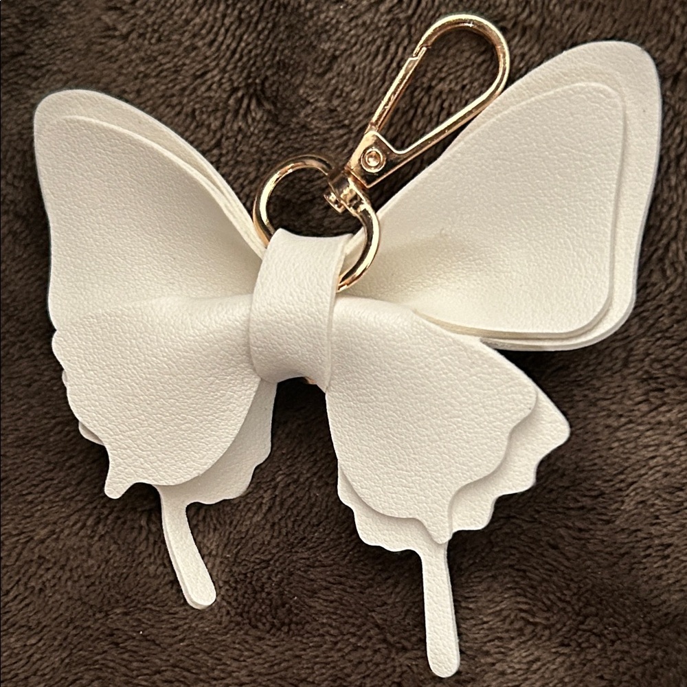 Beautiful Faux Leather Butterfly Bag Charm or Keychain - Picture 6 of 8
